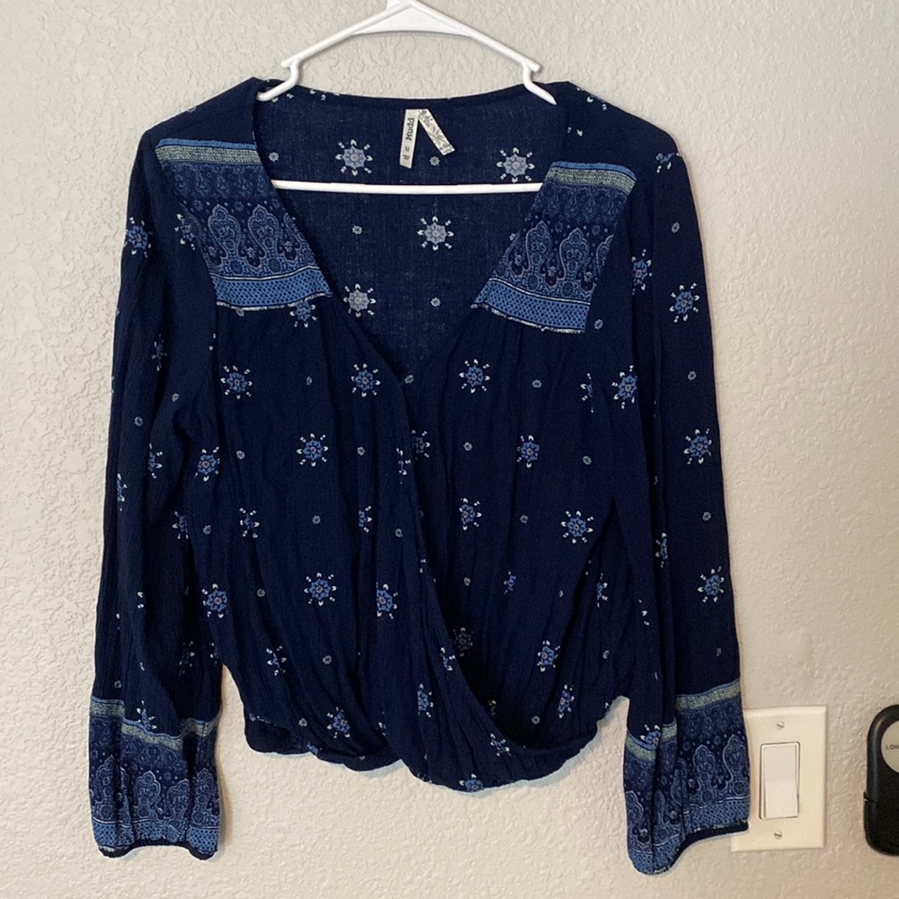 Flowy Work Shirt - Picture 2 of 5